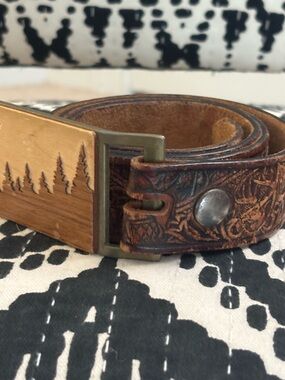JOYO Genuine Embossed Leather Belt with Carved Wooden Buckle